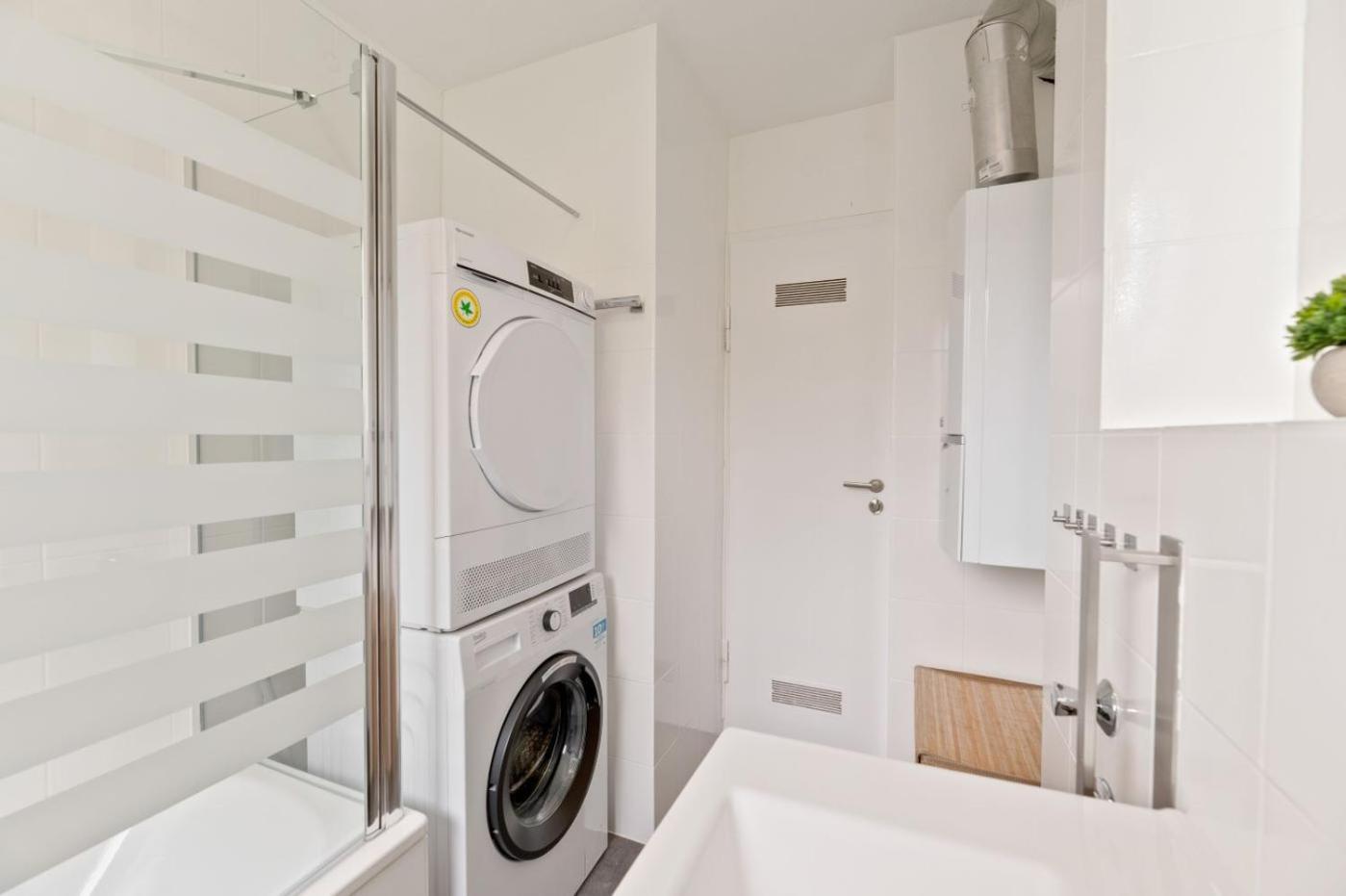 Westside Flat - 5Min To Downtown Apartment Ludwigsburg Exterior photo